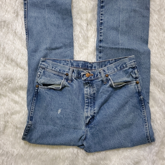 Wrangler Jeans - Picture 3 of 4